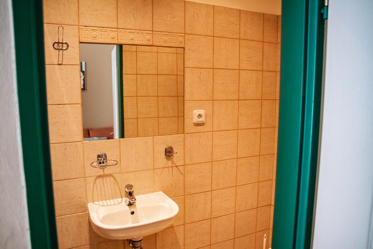 Hotel Sunflower ปราก ภายนอก รูปภาพ